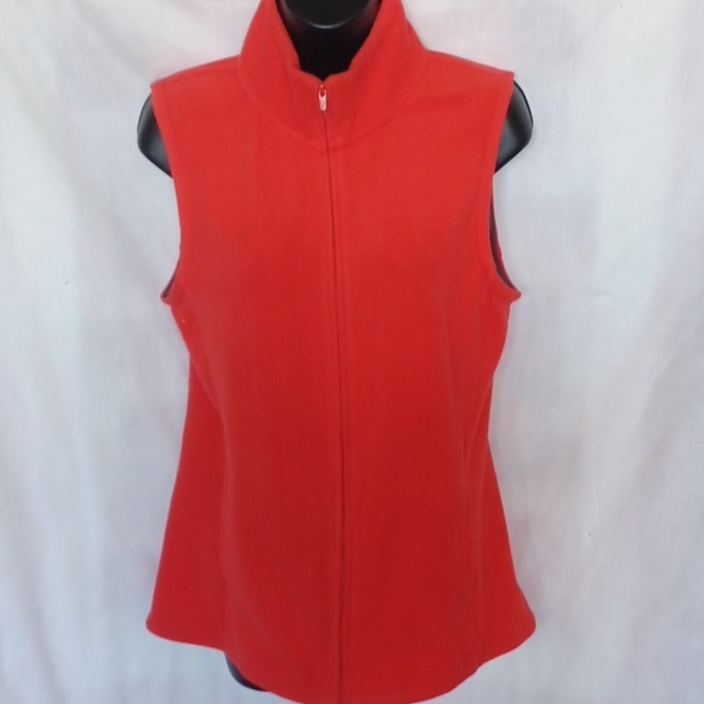 Cuddl Duds Fleece Vest, red, pockets, soft